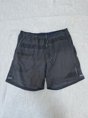 Brooks 9” Rush Running Shorts Grey Active Size Medium